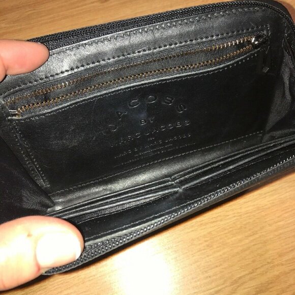 Marc Jacobs Black Leather and Patent Wallet - Picture 4 of 8
